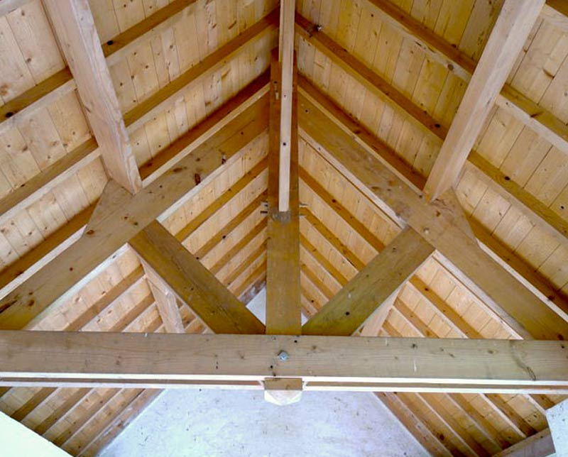 Charpente - KLV Procouvreur Façade Charleroi : Région Flamande, Wallonne, Bruxelles ... charpentier - travaux de charpente de tous styles : traditionnelle, à fermettes … du massif au lamellé-collé.. Intervention en Belgique : Région Flamande, Wallonne, Bruxelles ...