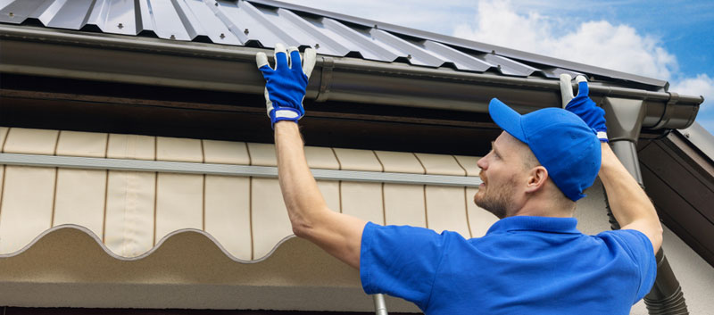 Zinguerie - KLV Procouvreur Façade Charleroi votre artisan zingueur en Belgique : Région Flamande, Wallonne, Bruxelles ... gouttières, bande de rive en zinc, bande de solin, habillage de cheminée en zinc ... Intervention en Belgique : Région Flamande, Wallonne, Bruxelles